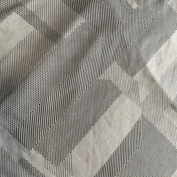 Brooks Athletic Tank - Picture 4 of 6